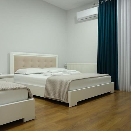 Hotel Taverna Zisi Erseke المظهر الخارجي الصورة