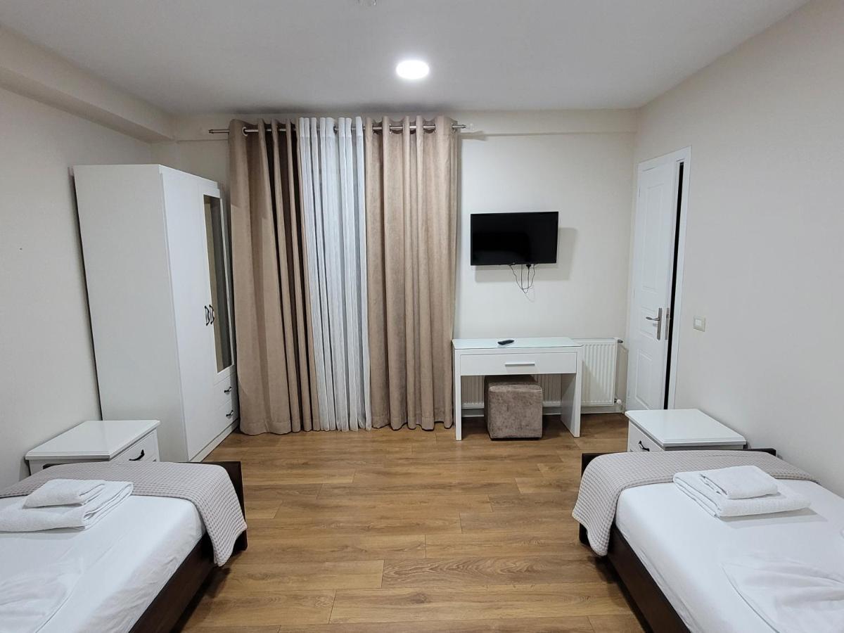 Hotel Taverna Zisi Erseke المظهر الخارجي الصورة