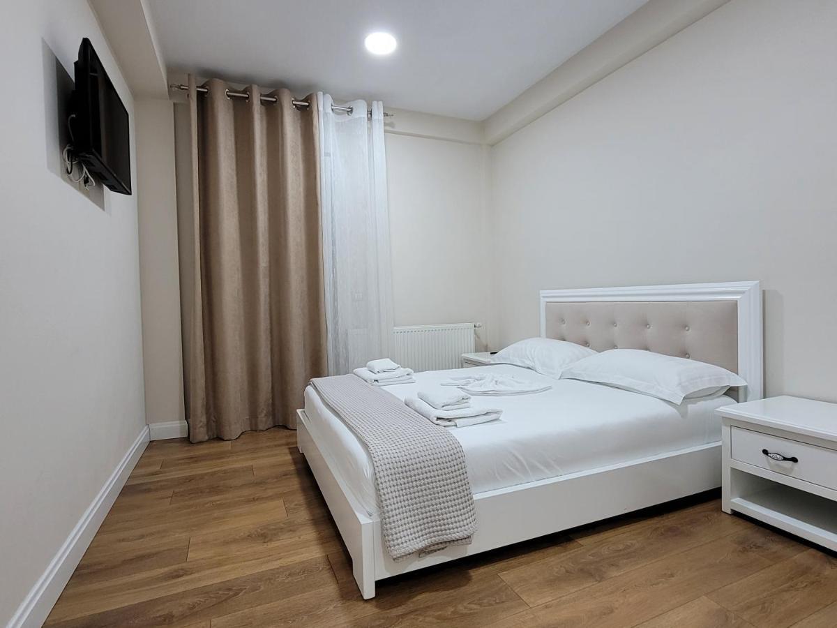 Hotel Taverna Zisi Erseke المظهر الخارجي الصورة