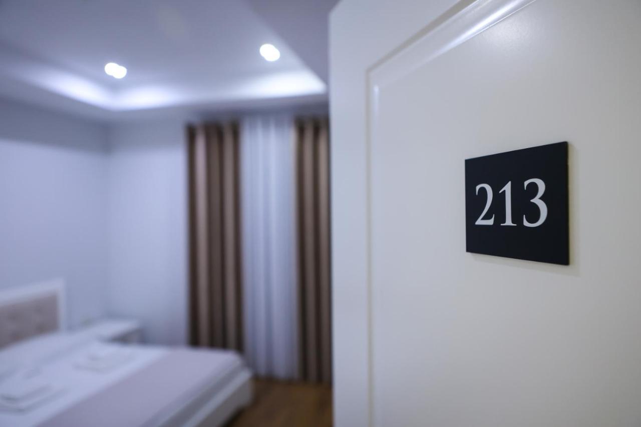 Hotel Taverna Zisi Erseke المظهر الخارجي الصورة