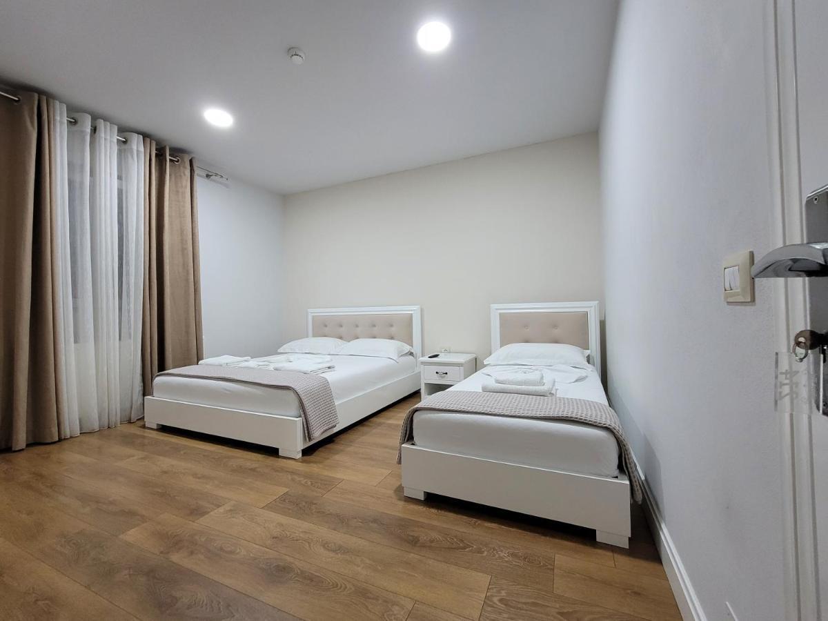 Hotel Taverna Zisi Erseke المظهر الخارجي الصورة