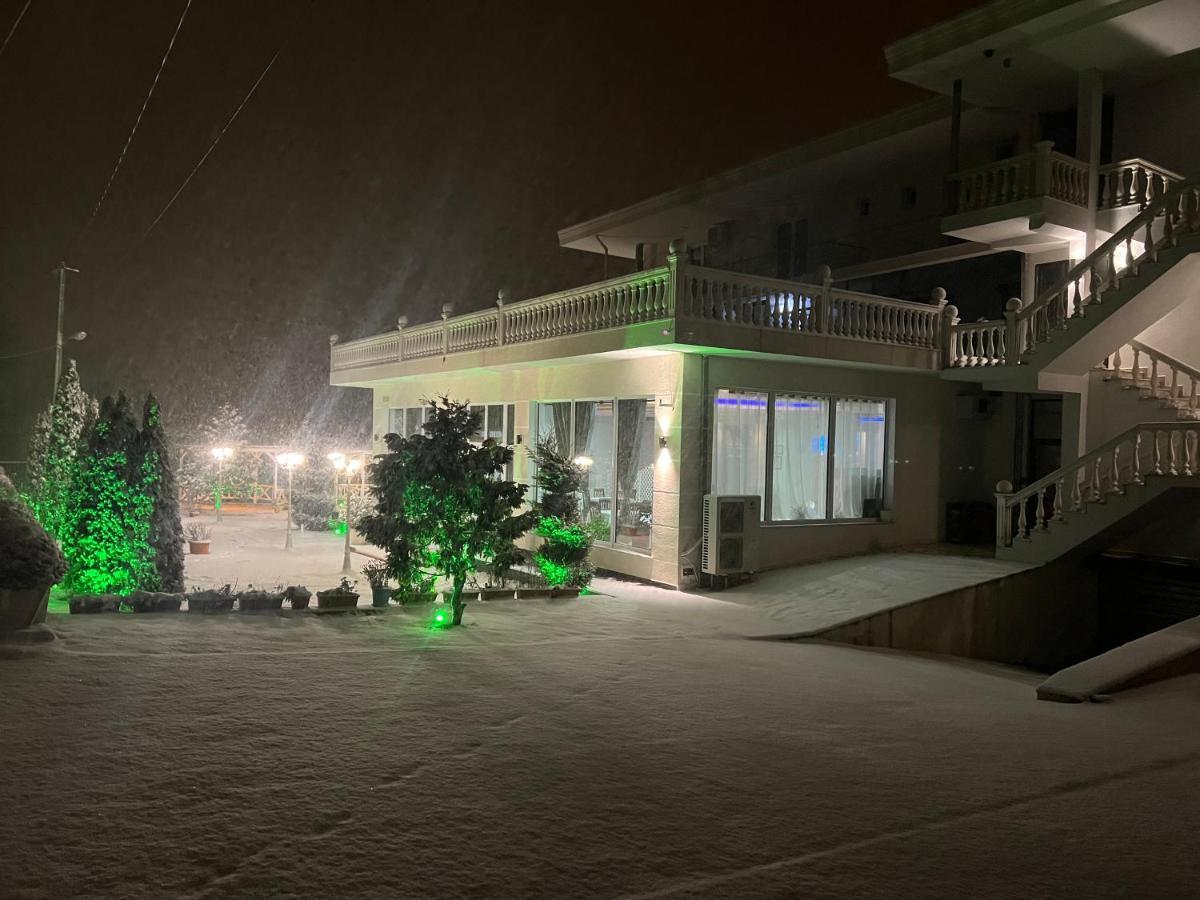 Hotel Taverna Zisi Erseke المظهر الخارجي الصورة